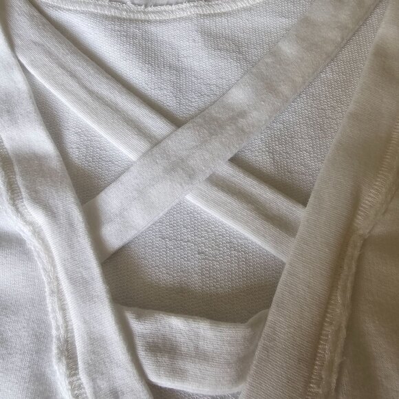 Zenergy by Chico's White V back Sweatshirt Top Stitching detail size 2 or 12 - Picture 4 of 12